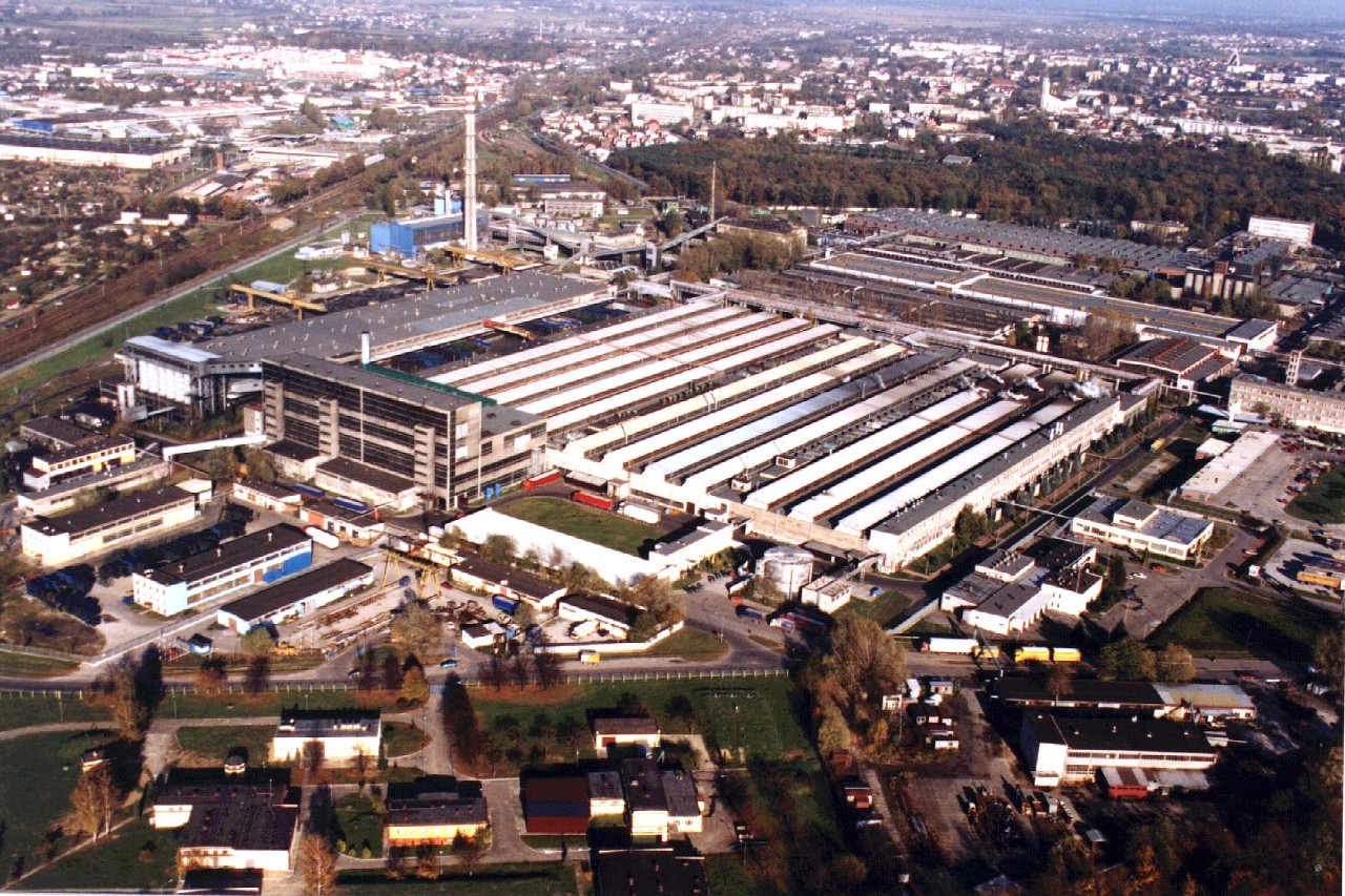 Závod spoločnosti Fima Oponiarska Dębica S.A.