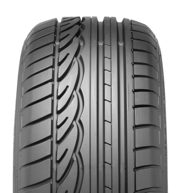 Dunlop SP Sport 01, 235/50 R18 97V Štítok EÚ na označenie pneumatík – hodnotenie mokrej priľnavosti: B, Hodnotenie spotreby paliva: D, Hodnotenie hluku: 71dB